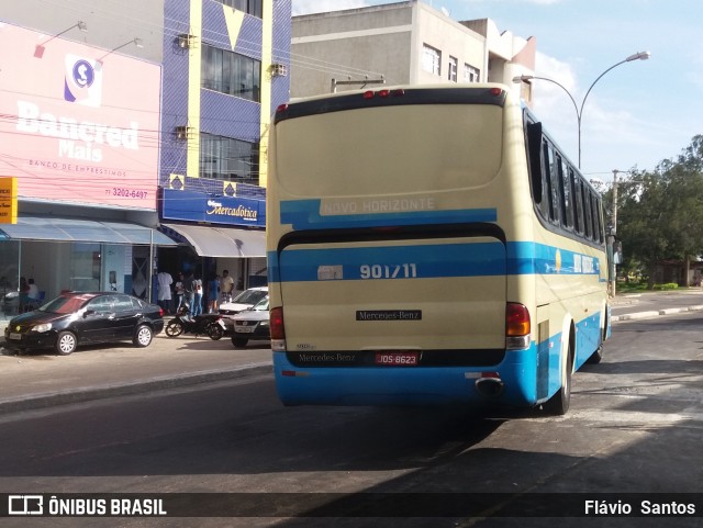 Viação Novo Horizonte 901711 na cidade de Vitória da Conquista, Bahia, Brasil, por Flávio  Santos. ID da foto: 6397826.