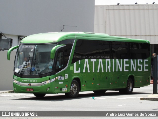 Auto Viação Catarinense 3326 na cidade de Rio de Janeiro, Rio de Janeiro, Brasil, por André Luiz Gomes de Souza. ID da foto: 6399173.