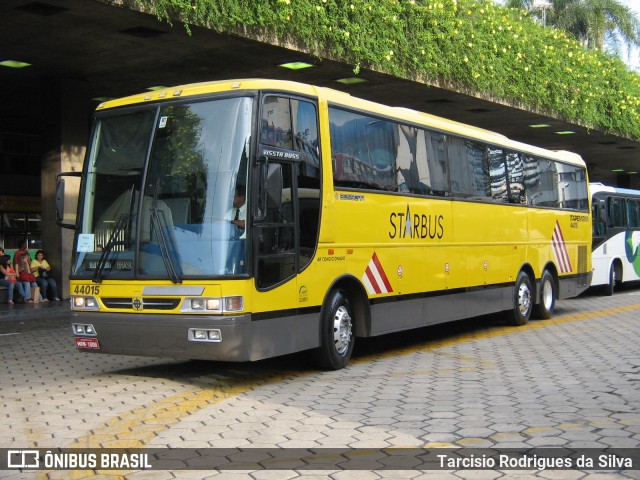 Viação Itapemirim 44015 na cidade de Belo Horizonte, Minas Gerais, Brasil, por Tarcisio Rodrigues da Silva. Número da foto: #6428943.