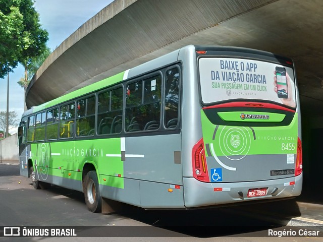 Viação Garcia 8455 na cidade de Londrina, Paraná, Brasil, por Rogério César. ID da foto: 6427380.