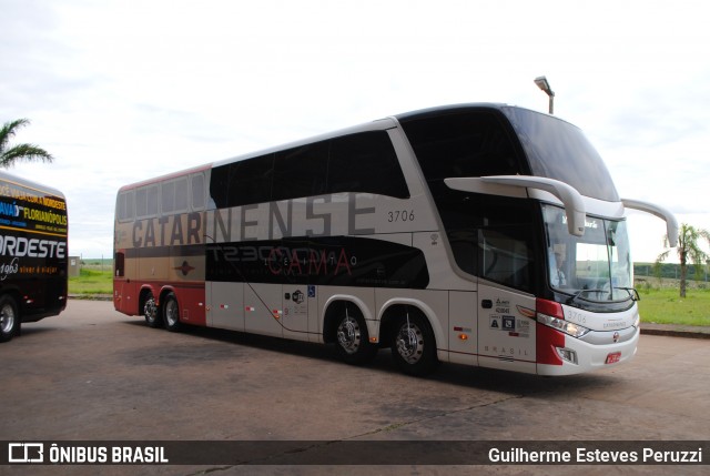 Auto Viação Catarinense 3706 na cidade de Campo Mourão, Paraná, Brasil, por Guilherme Esteves Peruzzi. Número da foto: #6431226.