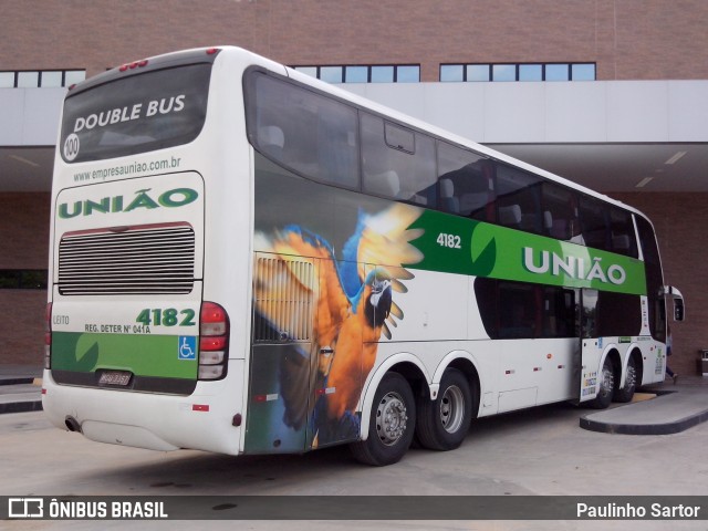 Empresa União de Transportes 4182 na cidade de Araquari, Santa Catarina, Brasil, por Paulinho Sartor. ID da foto: 6433001.