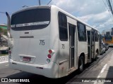 Ônibus Particulares 715 na cidade de São Paulo, São Paulo, Brasil, por Rafael Lopes de Oliveira. Número da foto: #6433099.