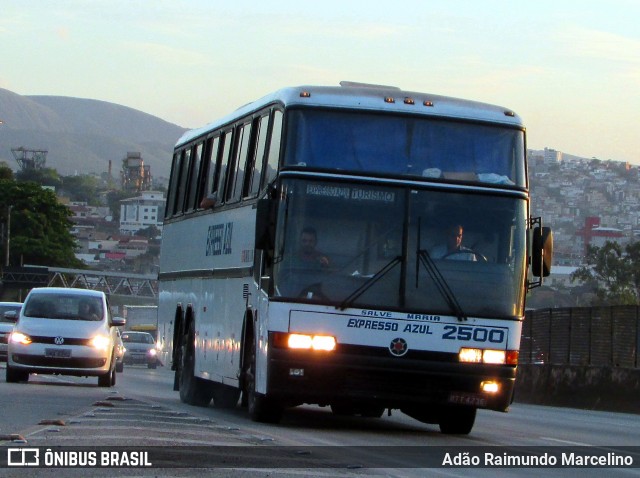 Ônibus Particulares 2500 na cidade de Belo Horizonte, Minas Gerais, Brasil, por Adão Raimundo Marcelino. ID da foto: 6439879.