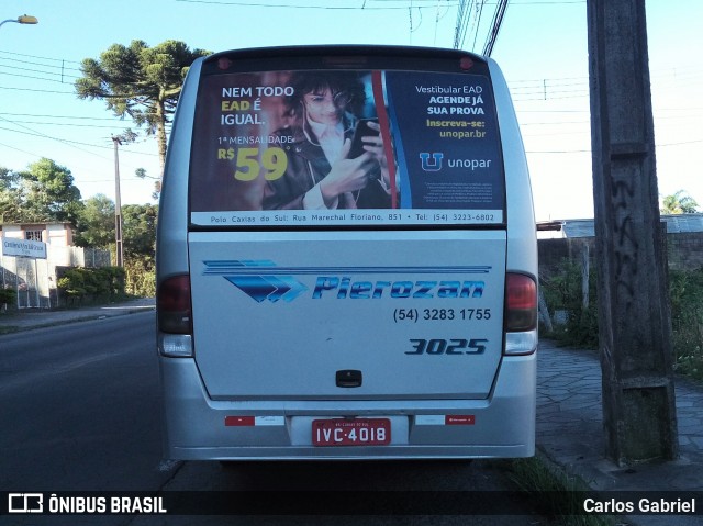 Pierozan Transporte Turismo 3025 na cidade de Caxias do Sul, Rio Grande do Sul, Brasil, por Carlos Gabriel. ID da foto: 6446951.