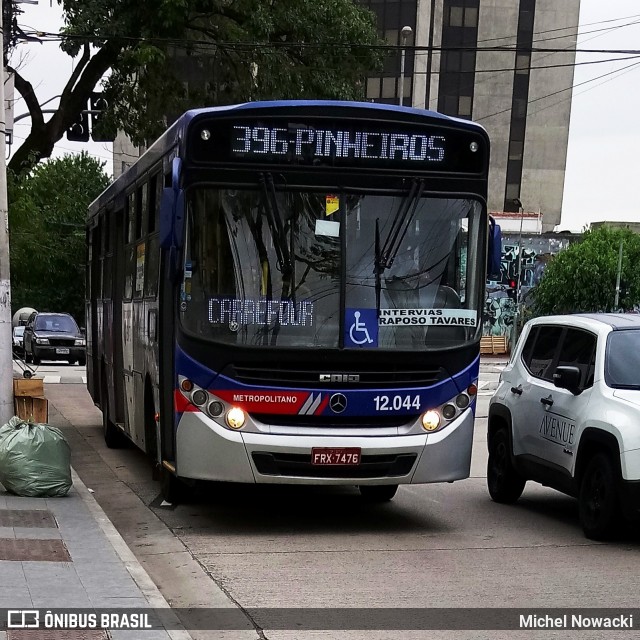 Auto Viação Bragança Metropolitana > Viação Raposo Tavares 12.044 na cidade de São Paulo, São Paulo, Brasil, por Michel Nowacki. ID da foto: 6404102.