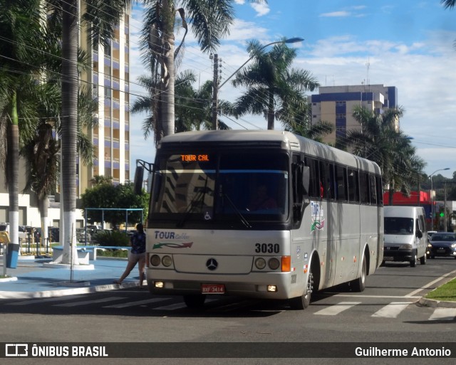 Tour Caldas 3414 na cidade de Caldas Novas, Goiás, Brasil, por Guilherme Antonio. Número da foto: #6401520.