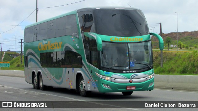 Charllestur Ônibus de Turismo 1018 na cidade de Cabo de Santo Agostinho, Pernambuco, Brasil, por Daniel Cleiton  Bezerra. ID da foto: 6401579.