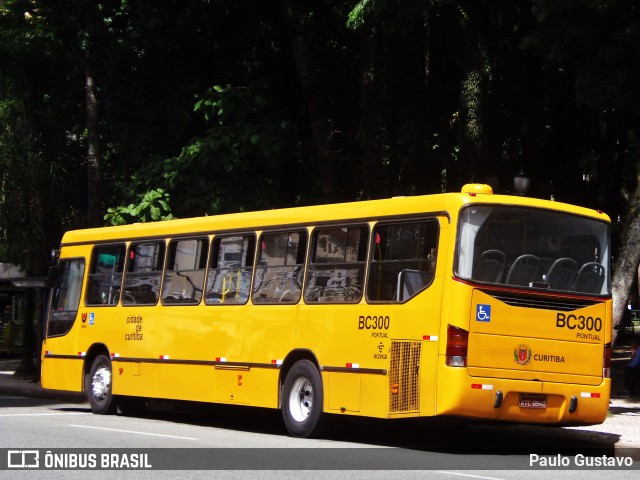 Transporte Coletivo Glória BC300 na cidade de Curitiba, Paraná, Brasil, por Paulo Gustavo. ID da foto: 6450498.