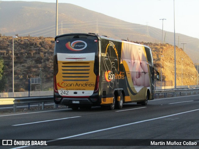 Pullman San Andrés 242 na cidade de Brasil, por Martín Muñoz Collao. Número da foto: #6449803.