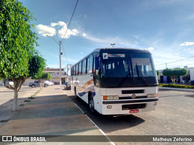 Ônibus Particulares 970 na cidade de João Dourado, Bahia, Brasil, por Matheus Zeferino. ID da foto: 6449431.