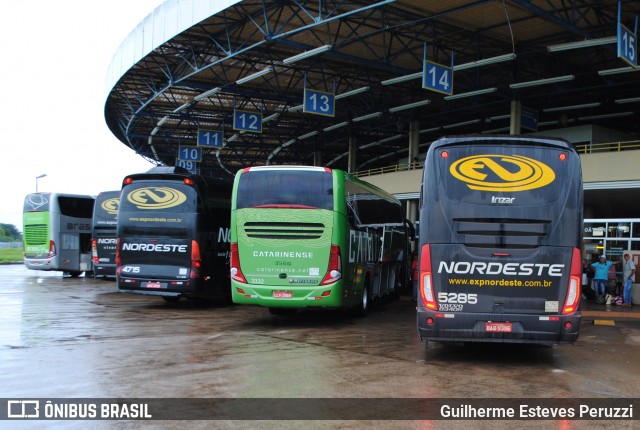 Expresso Nordeste 5285 na cidade de Campo Mourão, Paraná, Brasil, por Guilherme Esteves Peruzzi. ID da foto: 6452989.