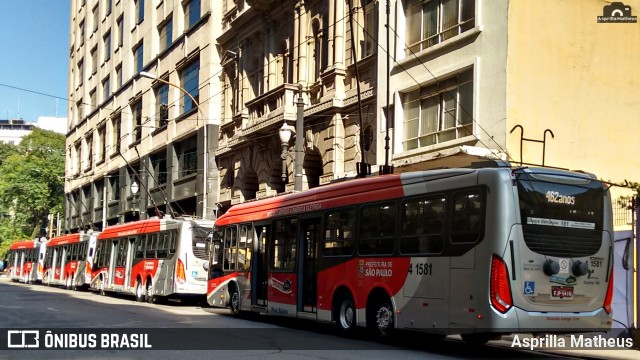 Himalaia Transportes > Ambiental Transportes Urbanos 4 1581 na cidade de São Paulo, São Paulo, Brasil, por Asprilla Matheus. Número da foto: #6455009.
