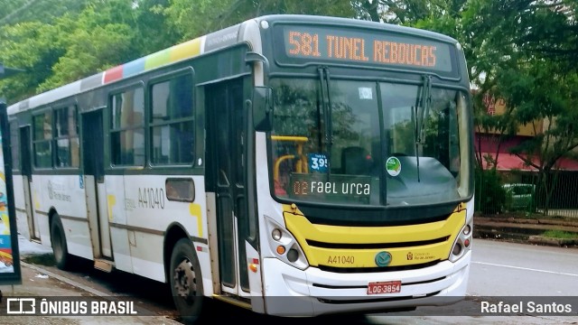 Real Auto Ônibus A41040 na cidade de Rio de Janeiro, Rio de Janeiro, Brasil, por Rafael Santos. ID da foto: 6453465.