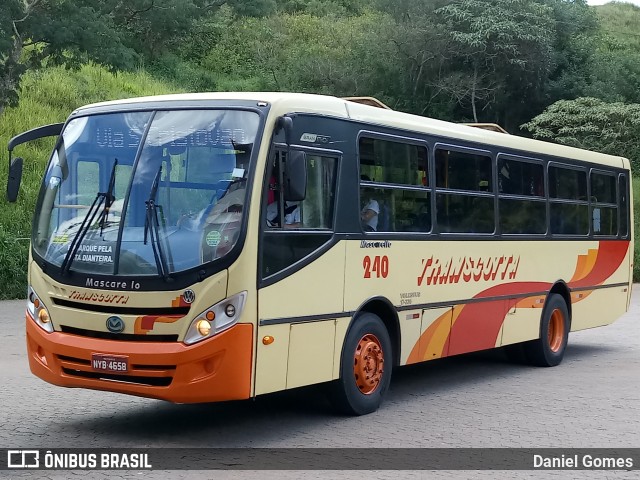 Transcotta Turismo 240 na cidade de Mariana, Minas Gerais, Brasil, por Daniel Gomes. ID da foto: 6455214.