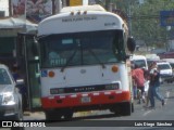 Autobuses sin identificación - Costa Rica PB 2572 na cidade de Parrita, Parrita, Puntarenas, Costa Rica, por Luis Diego  Sánchez. ID da foto: :id.