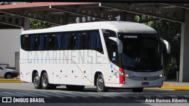 Auto Viação Catarinense 3395 na cidade de Resende, Rio de Janeiro, Brasil, por Alex Ramos Ribeiro. ID da foto: 6458969.