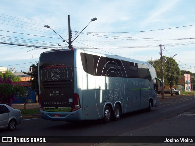 Viação Garcia 8501 na cidade de Apucarana, Paraná, Brasil, por Josino Vieira. Número da foto: #6460090.