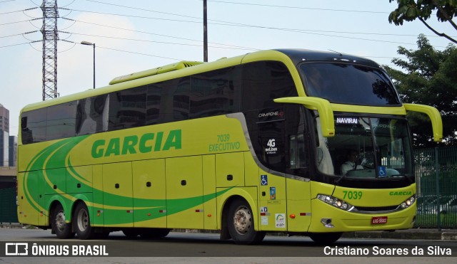 Viação Garcia 7039 na cidade de São Paulo, São Paulo, Brasil, por Cristiano Soares da Silva. ID da foto: 6461411.