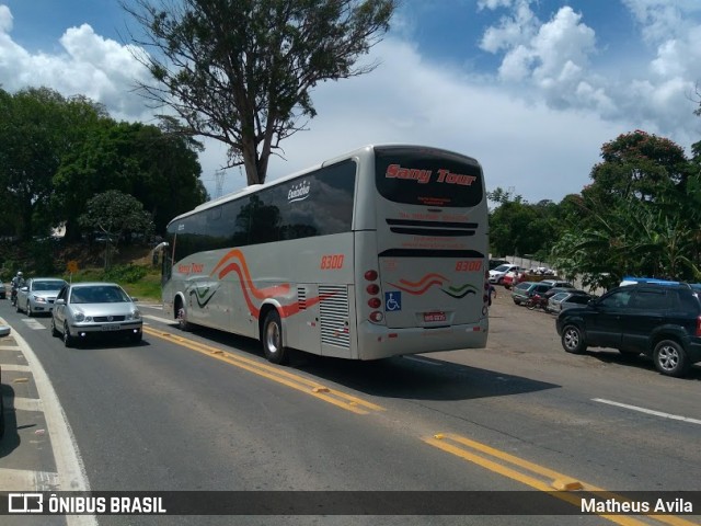 Sany Tour 8300 na cidade de Capitólio, Minas Gerais, Brasil, por Matheus Avila. ID da foto: 6459878.