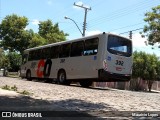 Viação Centro Oeste 392 na cidade de Santiago, Rio Grande do Sul, Brasil, por Mauricio Lopes. Número da foto: #6461378.