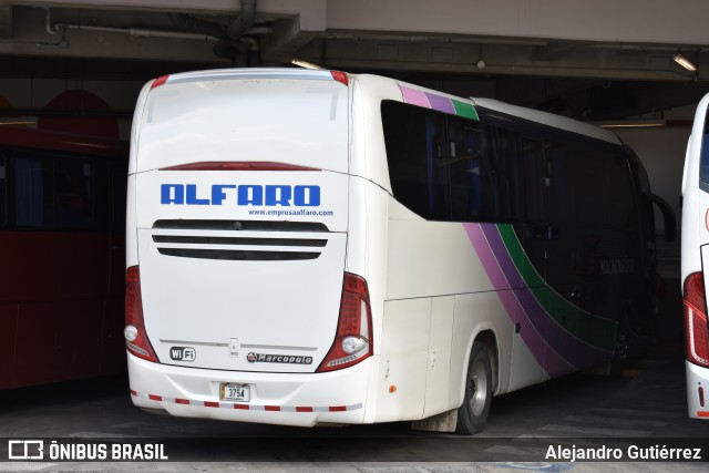 Alfaro MALACAGUITE na cidade de San José, San José, Costa Rica, por Alejandro Gutiérrez. Número da foto: #6464340.