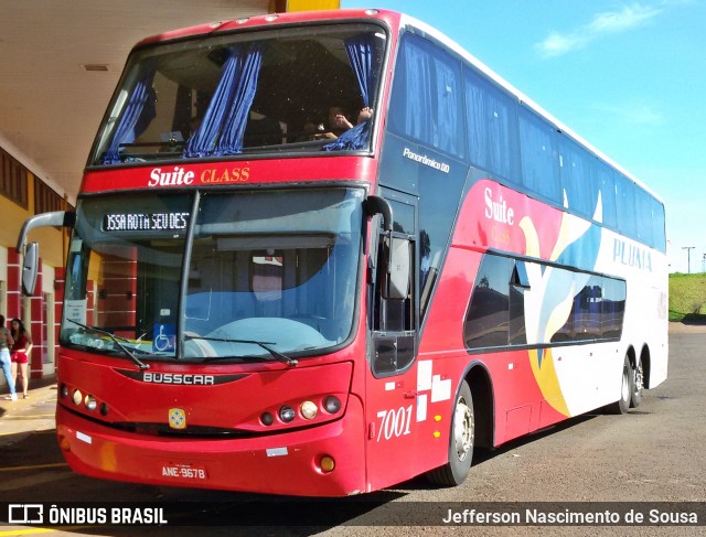 Pluma Conforto e Turismo 7001 na cidade de Corbélia, Paraná, Brasil, por Jefferson Nascimento. Número da foto: #6465300.