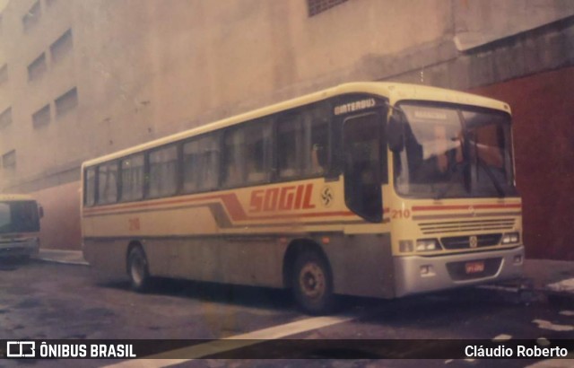 SOGIL - Sociedade de Ônibus Gigante Ltda. 210 na cidade de Brasil, por Cláudio Roberto. ID da foto: 6465231.