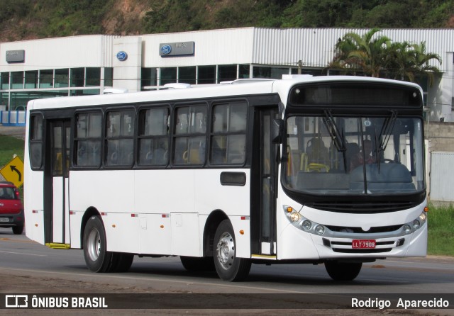 Ônibus Particulares 7908 na cidade de Conselheiro Lafaiete, Minas Gerais, Brasil, por Rodrigo  Aparecido. Número da foto: #6465630.