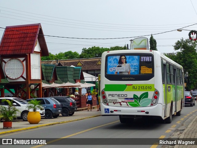 Viação Penedo RJ 213.010 na cidade de Itatiaia, Rio de Janeiro, Brasil, por Richard Wagner. Número da foto: #6467805.