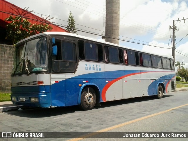 Ônibus Particulares 6917 na cidade de Itajaí, Santa Catarina, Brasil, por Jonatan Eduardo Jurk Ramos. Número da foto: #6467223.