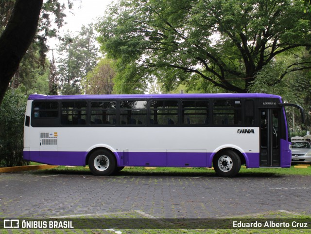 Autobus Ciudad de México  na cidade de Brasil, por Eduardo Alberto Cruz. Número da foto: #6467026.