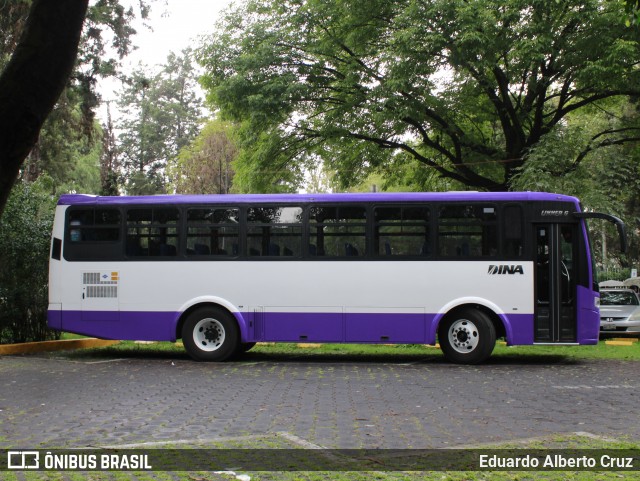 Autobus Ciudad de México  na cidade de Brasil, por Eduardo Alberto Cruz. ID da foto: 6467026.