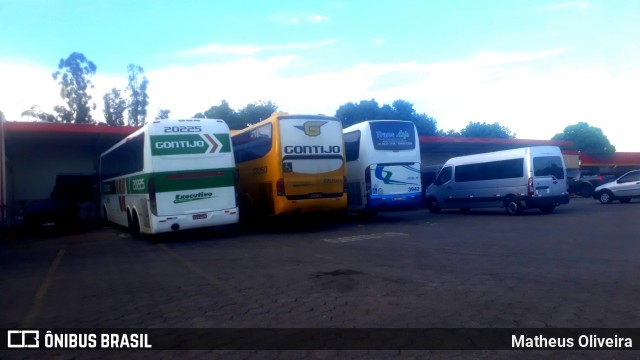 Empresa Gontijo de Transportes 20225 na cidade de Passos, Minas Gerais, Brasil, por Matheus Oliveira. Número da foto: #6471069.