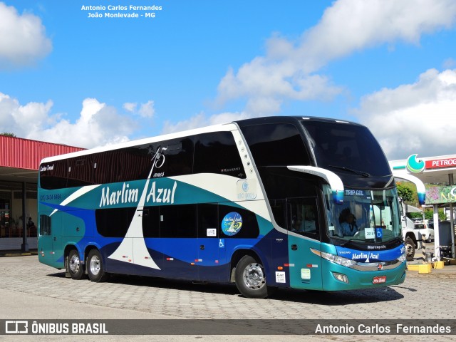 Marlim Azul Turismo 2015 na cidade de João Monlevade, Minas Gerais, Brasil, por Antonio Carlos Fernandes. Número da foto: #6405126.