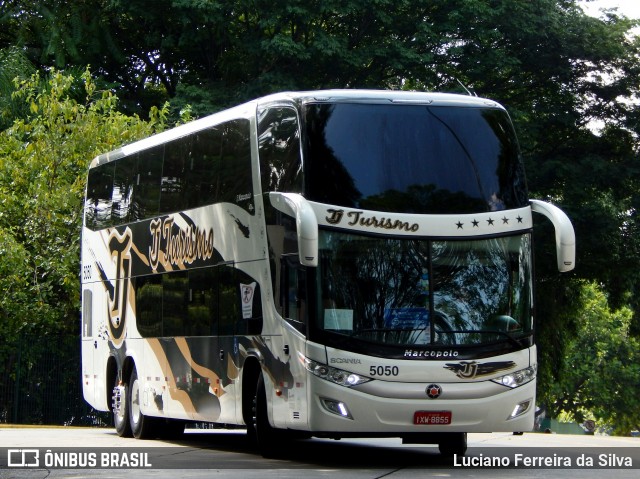 TJ Turismo 5050 na cidade de Brasil, por Luciano Ferreira da Silva. Número da foto: #6406879.