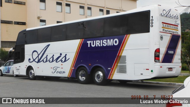 Assistour 2000 na cidade de Florianópolis, Santa Catarina, Brasil, por Lucas Weber Calizario. Número da foto: #6473174.
