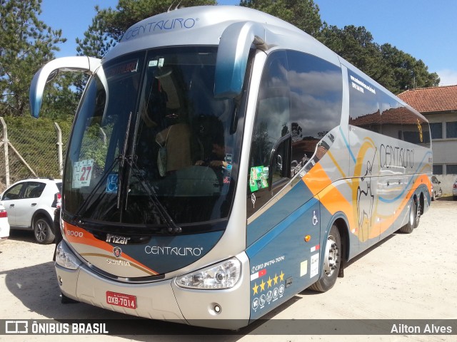 Centauro Turismo 8000 na cidade de Campos do Jordão, São Paulo, Brasil, por Ailton Alves. ID da foto: 6408188.