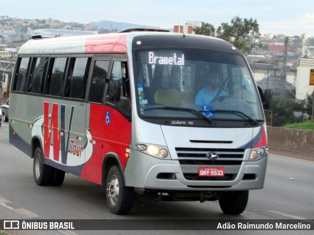 WV Tour 5533 na cidade de Belo Horizonte, Minas Gerais, Brasil, por Adão Raimundo Marcelino. ID da foto: 6414789.