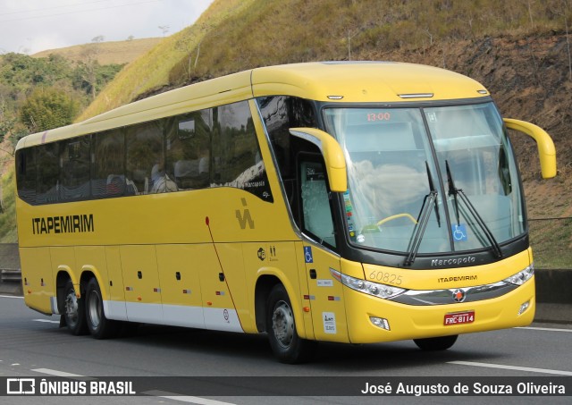 Viação Itapemirim 60825 na cidade de Piraí, Rio de Janeiro, Brasil, por José Augusto de Souza Oliveira. ID da foto: 6413887.