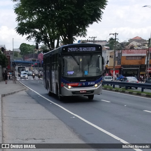 Viação Osasco 21.933 na cidade de Itapevi, São Paulo, Brasil, por Michel Nowacki. ID da foto: 6418598.