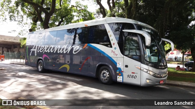 Alexandre Turismo 1080 na cidade de Curitiba, Paraná, Brasil, por Leandro Sanchez. ID da foto: 6417574.