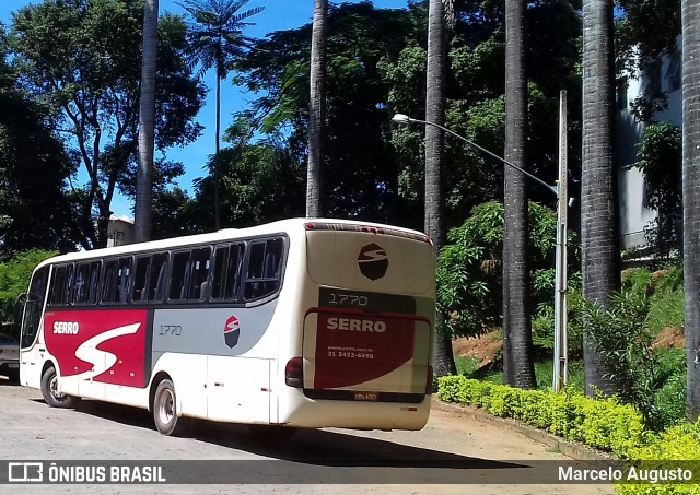 Viação Serro 1770 na cidade de Guanhães, Minas Gerais, Brasil, por Marcelo Augusto. Número da foto: #6417897.