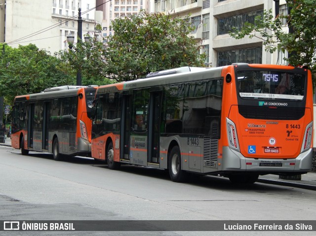 TRANSPPASS - Transporte de Passageiros 8 1443 na cidade de Brasil, por Luciano Ferreira da Silva. ID da foto: 6417757.