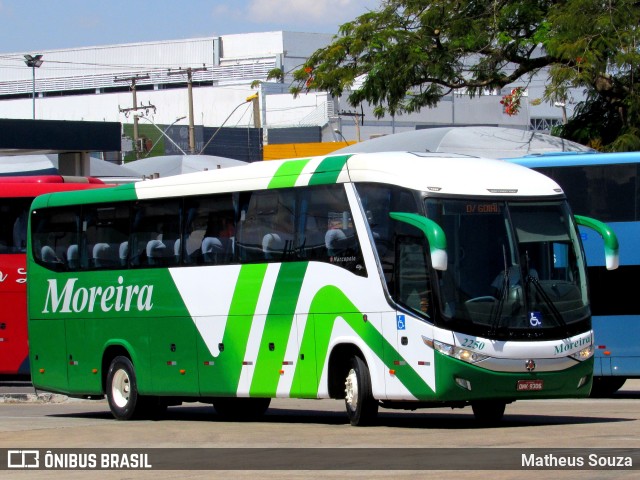 Empresa de Transportes e Turismo Moreira 2250 na cidade de Goiânia, Goiás, Brasil, por Matheus Souza. ID da foto: 6417121.