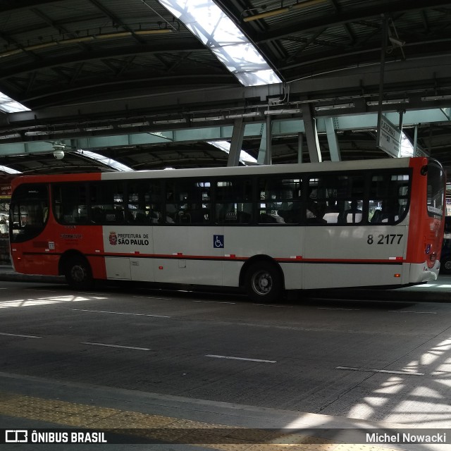Viação Gato Preto 8 2177 na cidade de São Paulo, São Paulo, Brasil, por Michel Nowacki. Número da foto: #6418406.