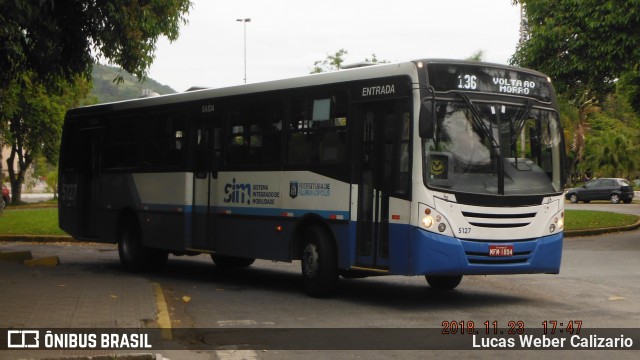 Insular Transportes Coletivos 5127 na cidade de Florianópolis, Santa Catarina, Brasil, por Lucas Weber Calizario. ID da foto: 6420752.