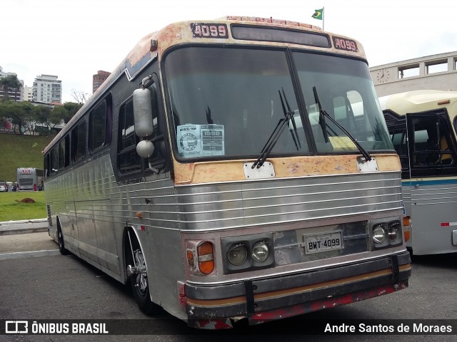 Ônibus Particulares 4099 na cidade de São Paulo, São Paulo, Brasil, por Andre Santos de Moraes. Número da foto: #6419549.