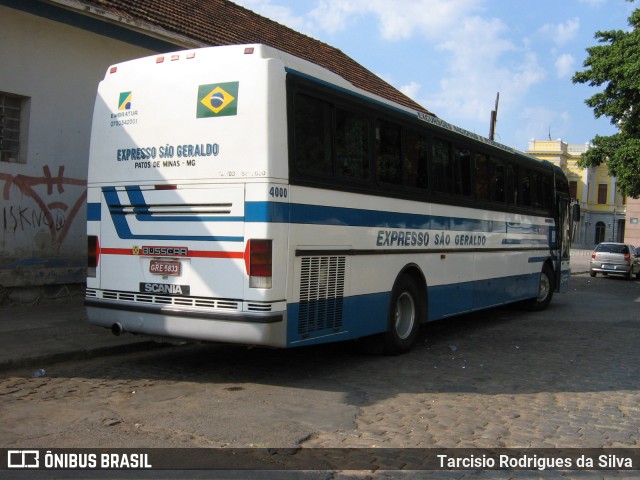 Expresso São Geraldo 4000 na cidade de Belo Horizonte, Minas Gerais, Brasil, por Tarcisio Rodrigues da Silva. ID da foto: 6423693.