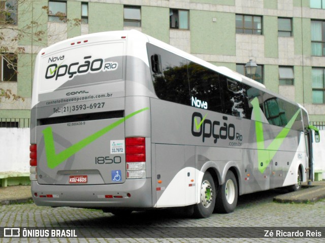 Nova Opção Turismo 1850 na cidade de Petrópolis, Rio de Janeiro, Brasil, por Zé Ricardo Reis. Número da foto: #6425783.